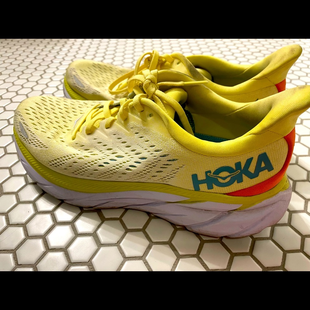 HOKA Women's Clifton 8 Running Shoes